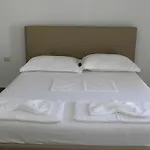 Andy Διαμέρισμα Σαράντα