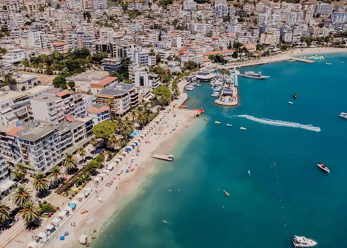 아파트 Andy Sarandë