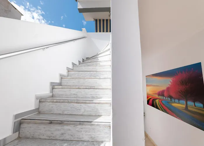 아파트 Andy Sarandë