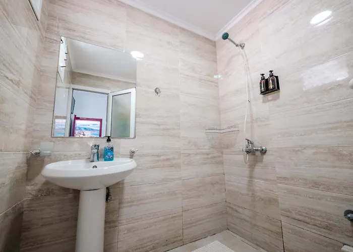 Appartamento Andy Sarandë